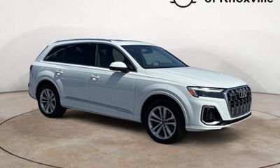 2025 Audi Q7 Quattro Premium Plus