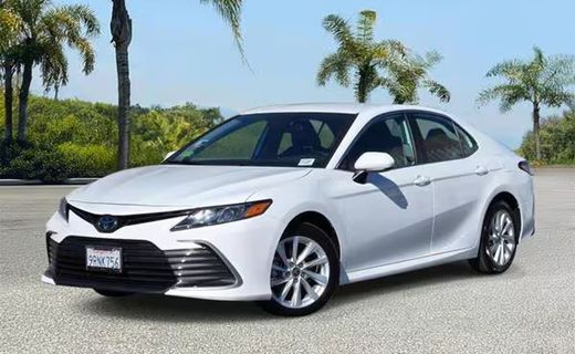 2024 Toyota Camry LE
