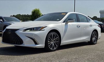 2023 Lexus ES 350 Premium