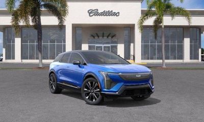 2026 Cadillac Optiq Luxury 2