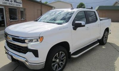 2023 Chevrolet Silverado LT