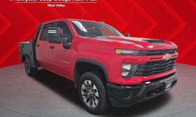 2024 Chevrolet Silverado HD Custom