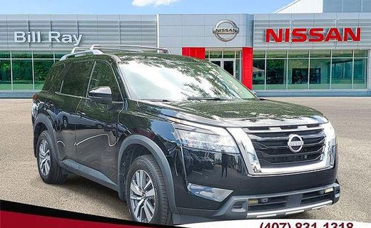 2024 Nissan Pathfinder SL