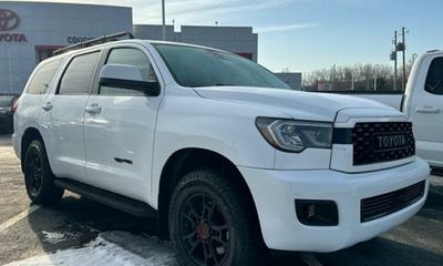 2020 Toyota Sequoia SR5 Grade