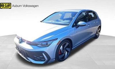 2026 Volkswagen Golf GTI SE