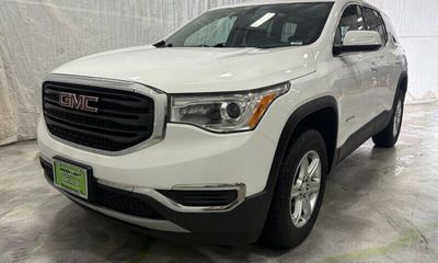 2019 GMC Acadia SLE 1