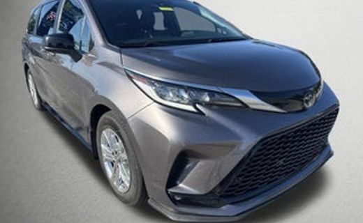 2022 Toyota Sienna XSE