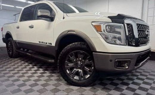 2018 Nissan Titan SV