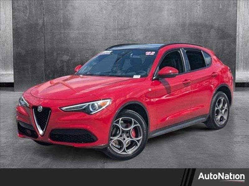 2022 Alfa Romeo Stelvio — a typically priced live listing