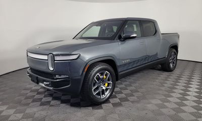 2022 Rivian R1T Adventure