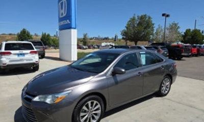 2017 Toyota Camry LE SE XLE