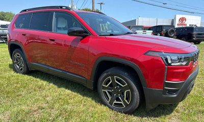2026 Jeep Cherokee Laredo Limited