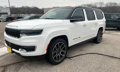 2025 Jeep Wagoneer L Series III
