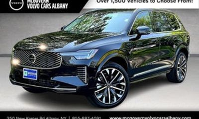 2026 Volvo XC90 Ultra Bright