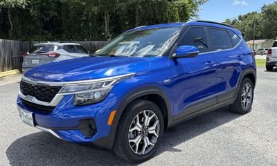 2022 Kia Seltos EX