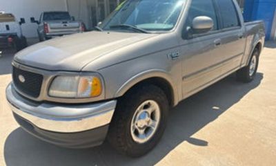 2001 Ford F-150 Lariat
