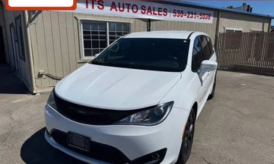2018 Chrysler Pacifica Touring Plus