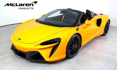 2026 McLaren Artura