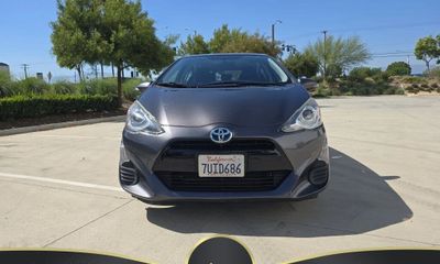 2016 Toyota Prius C TWO