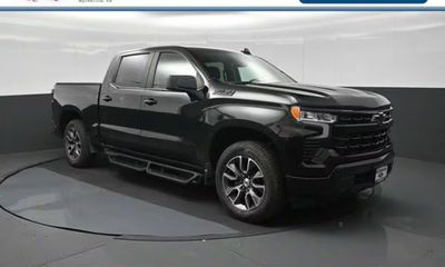 2023 Chevrolet Silverado RST