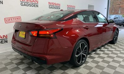 2024 Nissan Altima SR