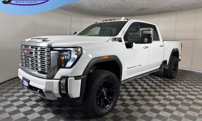 2024 GMC Sierra HD Denali