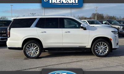 2023 Cadillac Escalade Premium Luxury