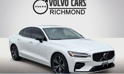 2023 Volvo S60 Plus Dark With
