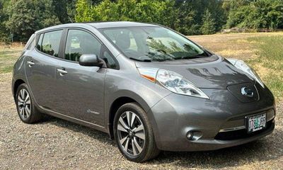 2016 Nissan Leaf SV