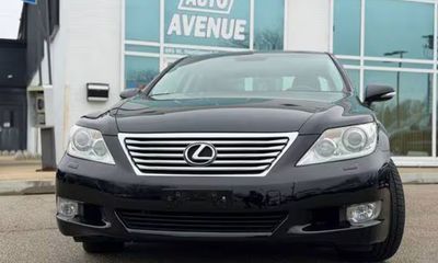 2011 Lexus LS 460