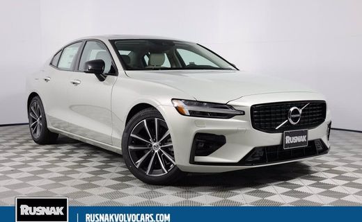 2022 Volvo S60