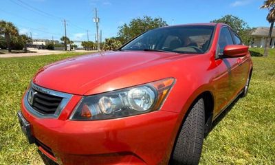 2010 Honda Accord LX Premium
