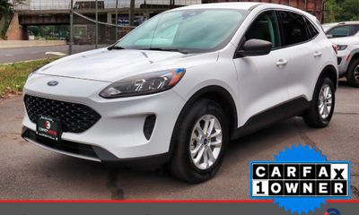 2022 Ford Escape SE Fhev