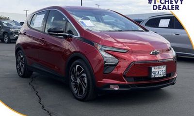 2023 Chevrolet Bolt EV 2LT