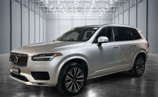 2022 Volvo XC90 Momentum