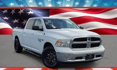 2019 Ram 1500 SLT
