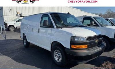 2025 Chevrolet Express 2500