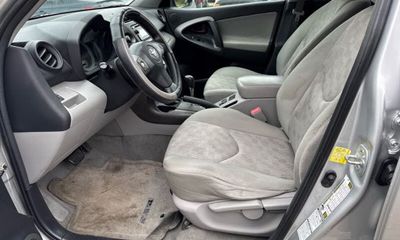 2012 Toyota RAV4 Standard