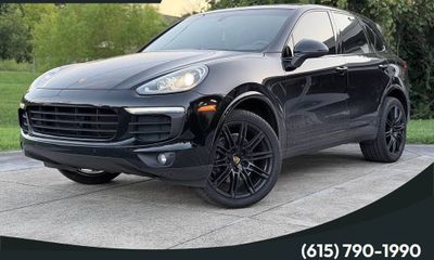 2017 Porsche Cayenne Platinum Edition