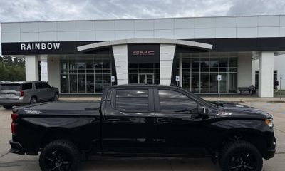 2022 Chevrolet Silverado Trail Boss LT