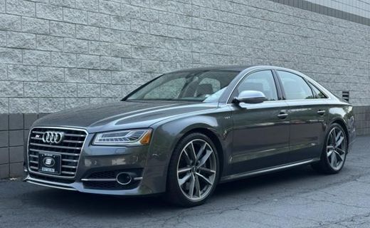 2017 Audi S8 Quattro Plus