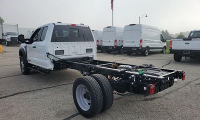 2027 Ford F-450 XL