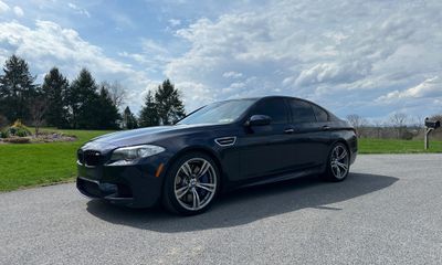 2013 BMW M5 Base