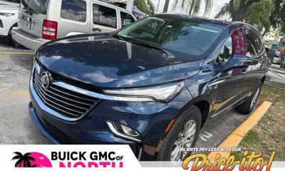 2024 Buick Enclave Essence