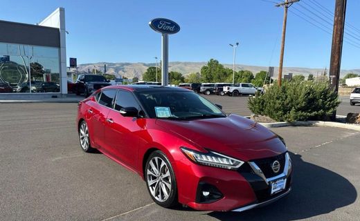2022 Nissan Maxima