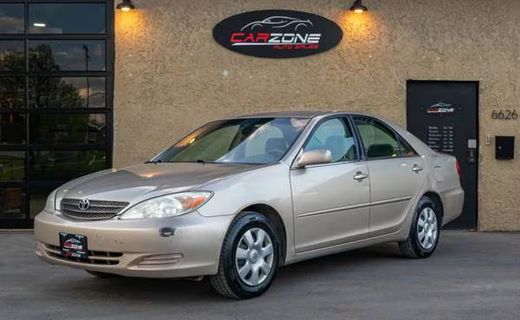 2004 Toyota Camry LE