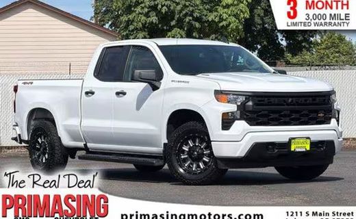 2025 Chevrolet Silverado Custom