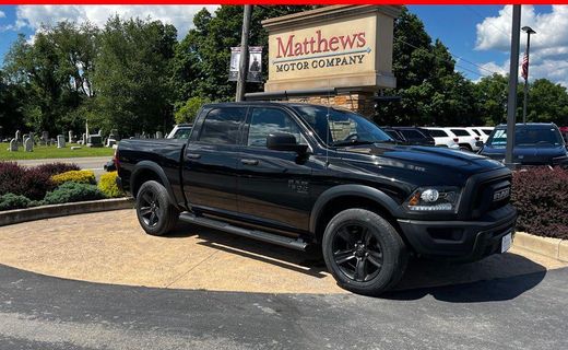 2022 Ram 1500 SLT
