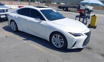 2023 Lexus IS 300 Comfort