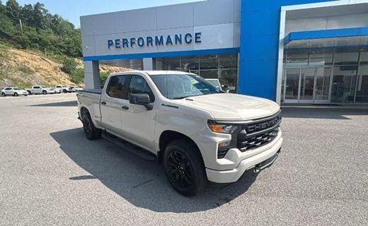 2026 Chevrolet Silverado Custom